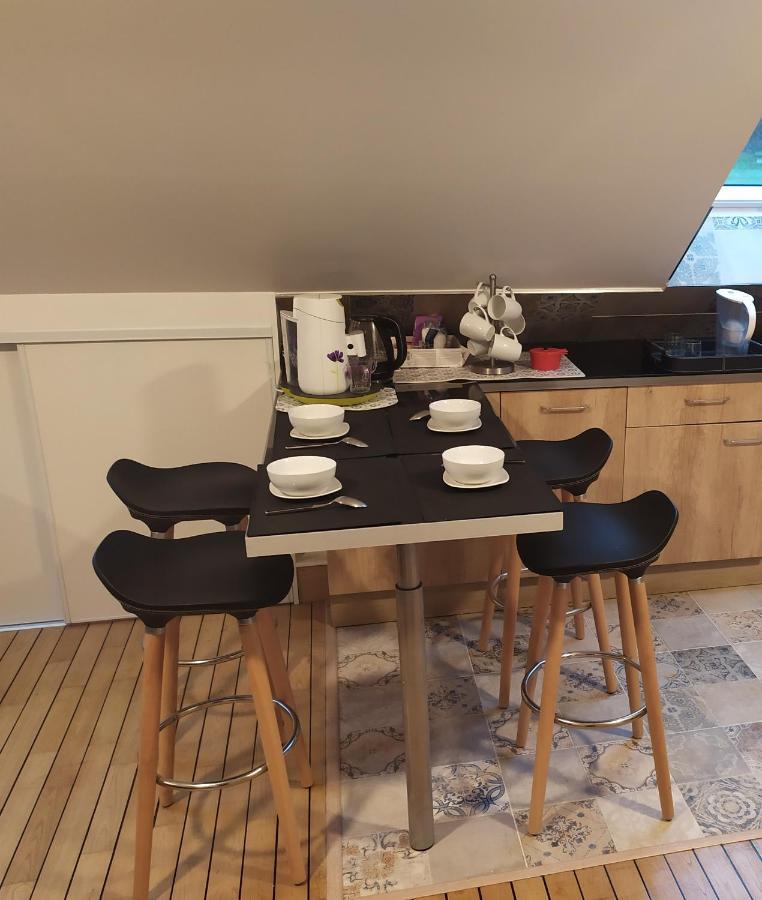 קמפר Logement Atypique Bien Etre Au Coeur De La Nature מראה חיצוני תמונה